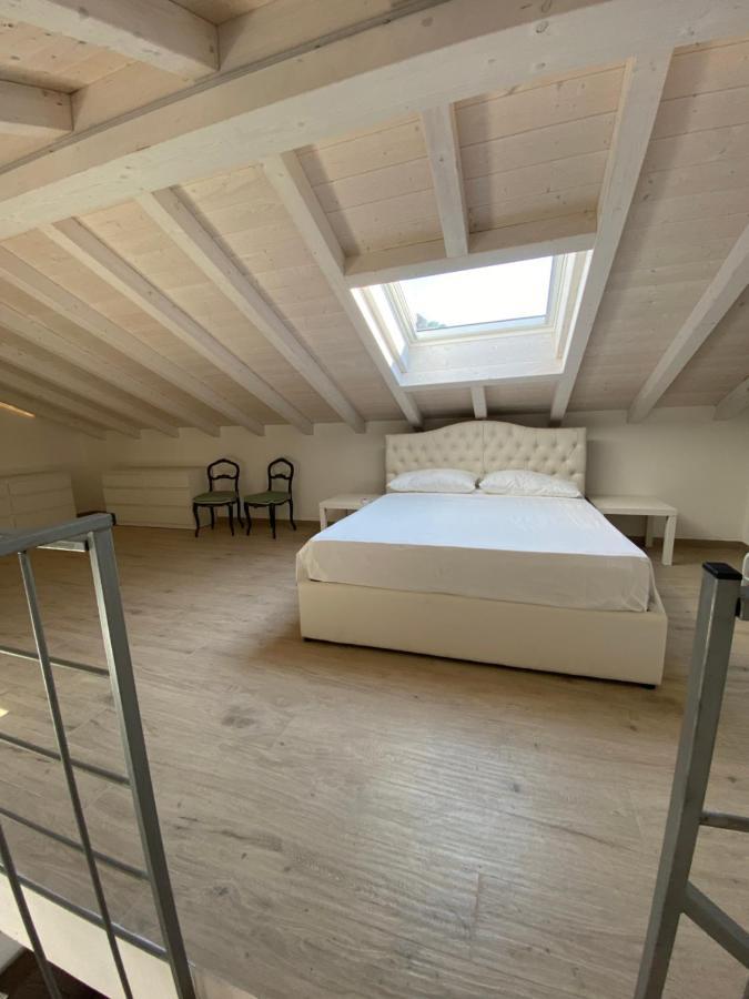 Around Lago Maggiore Apartments Reno Di Leggiuno Екстериор снимка